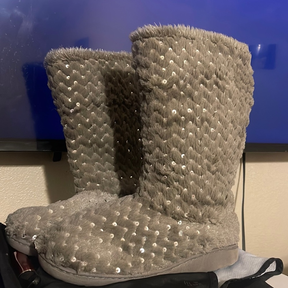 Winter boots